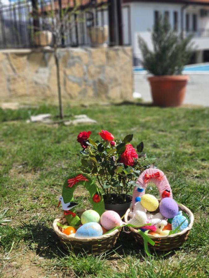 Бадевски Рай- Къща София فيليكو ترنوفو المظهر الخارجي الصورة